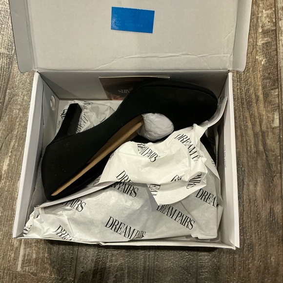 Dream Pairs Classic Black Velvet Heels Size 7.5 - Picture 8 of 16